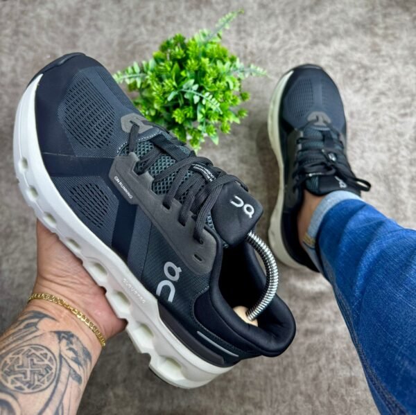 Cloudrunner 2 Grizul MA