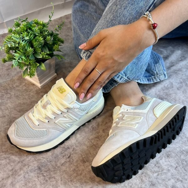 NB 574 BEIGE NEGRA NB 574 Beige-Negra FE