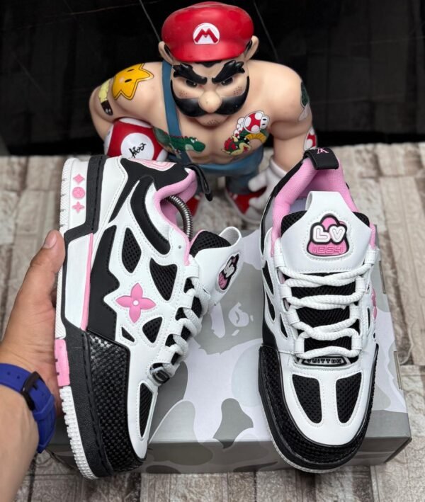 Skate Sneakers Blanca-Negra-Rosa FE