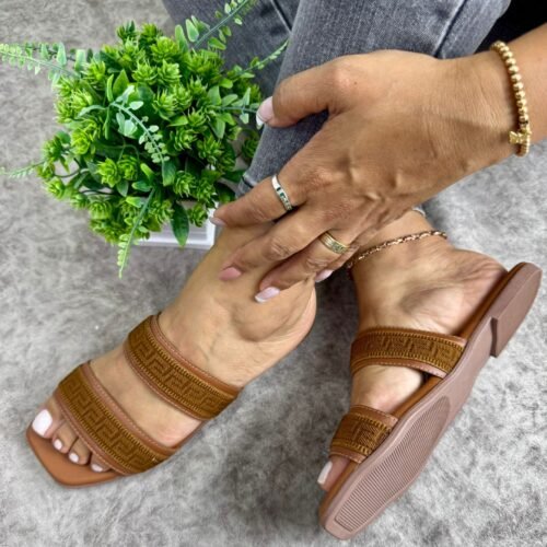 Sandalia Griega Fendi Café FE