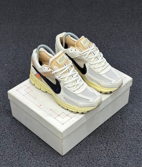 Vomero Beige MA