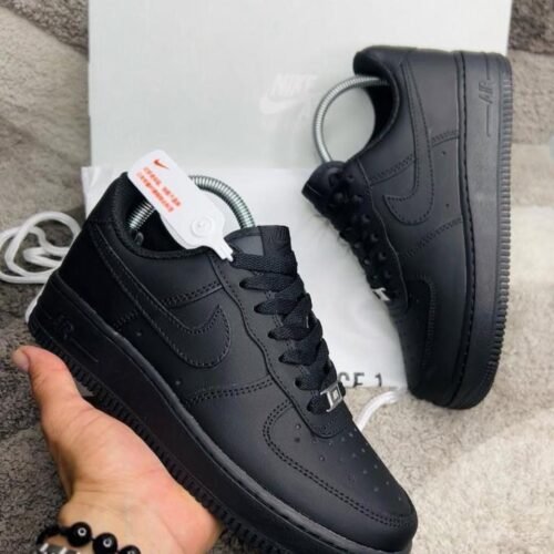 Air Force 1 Low Negra MA